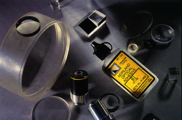 Adhésifs durcissant aux UV